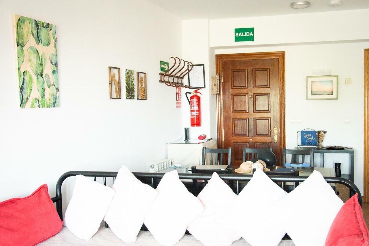 Casa De Las Flores - Apartamento Con Jardin Privado Frente A La Playa De Comillas Exterior foto
